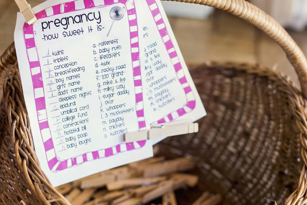 A baby shower game on stationery