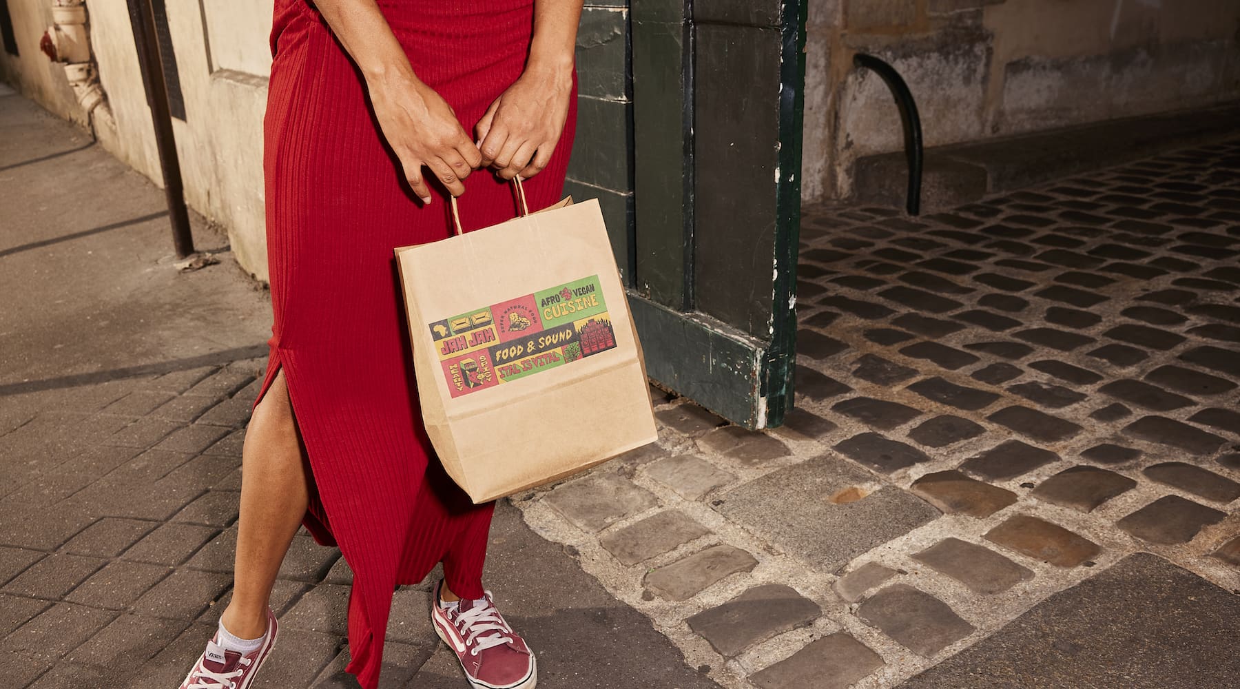 Custom Kraft Paper Self-contained Ziplock Bag With Window Holiday